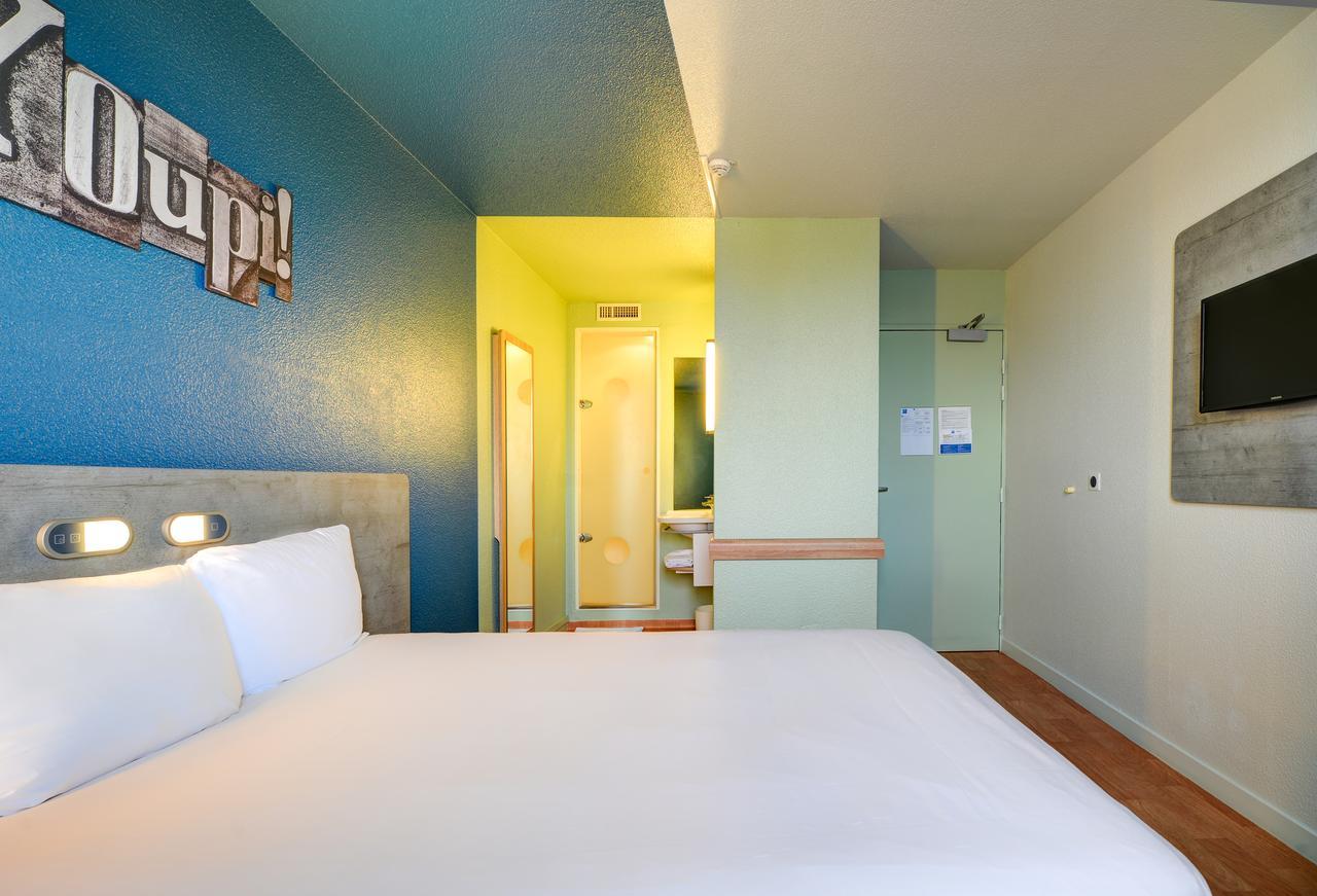 Ibis Budget Rueil Malmaison Eksteriør bilde