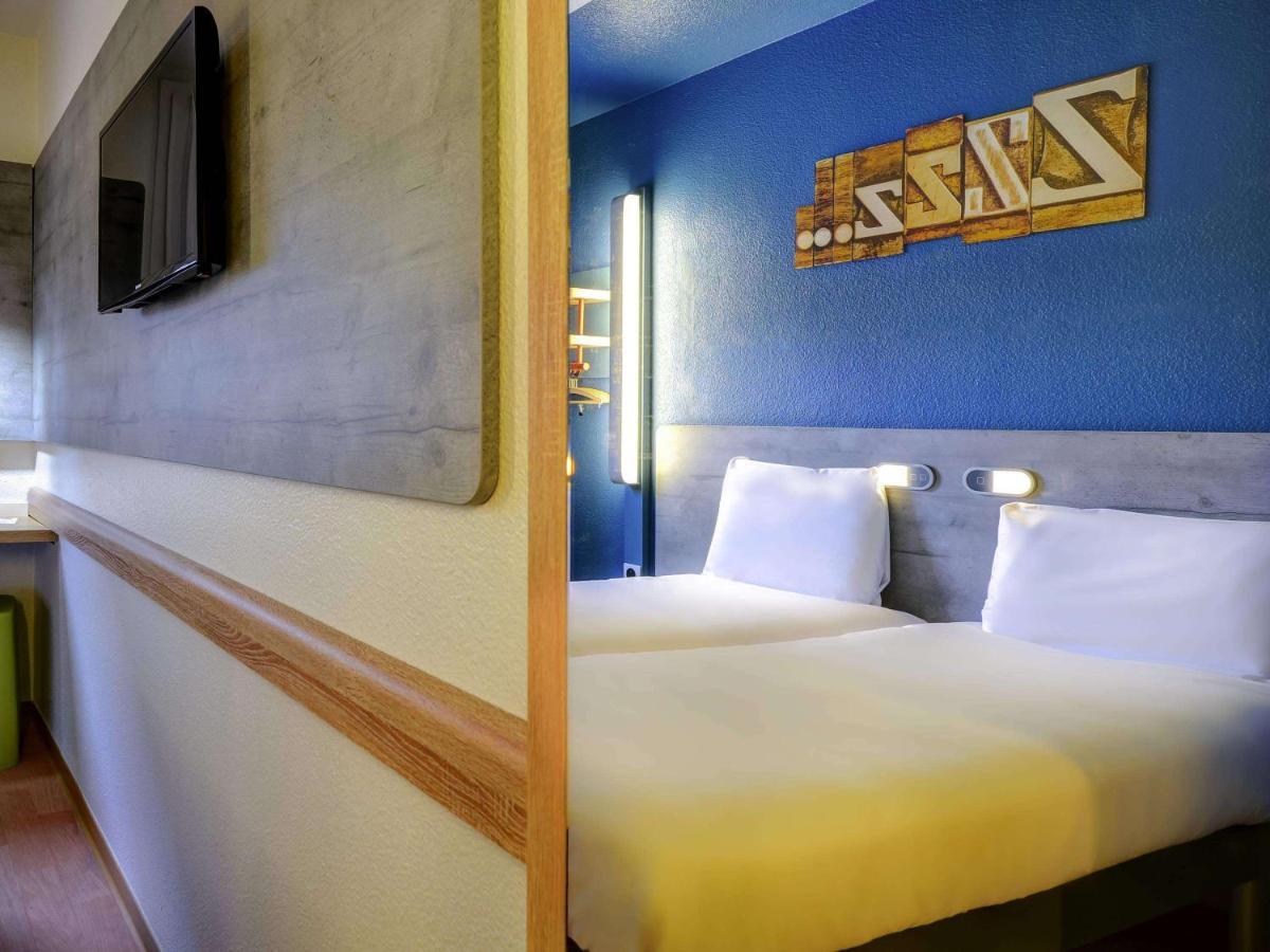 Ibis Budget Rueil Malmaison Eksteriør bilde